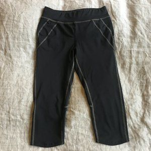 Oiselle Capri Leggings/ Active Tights